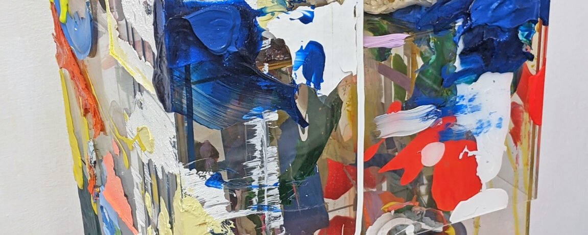 Farbstele nah, 30x30x120 cm, Acrylfarbe, Holz, Plexi, 2017
