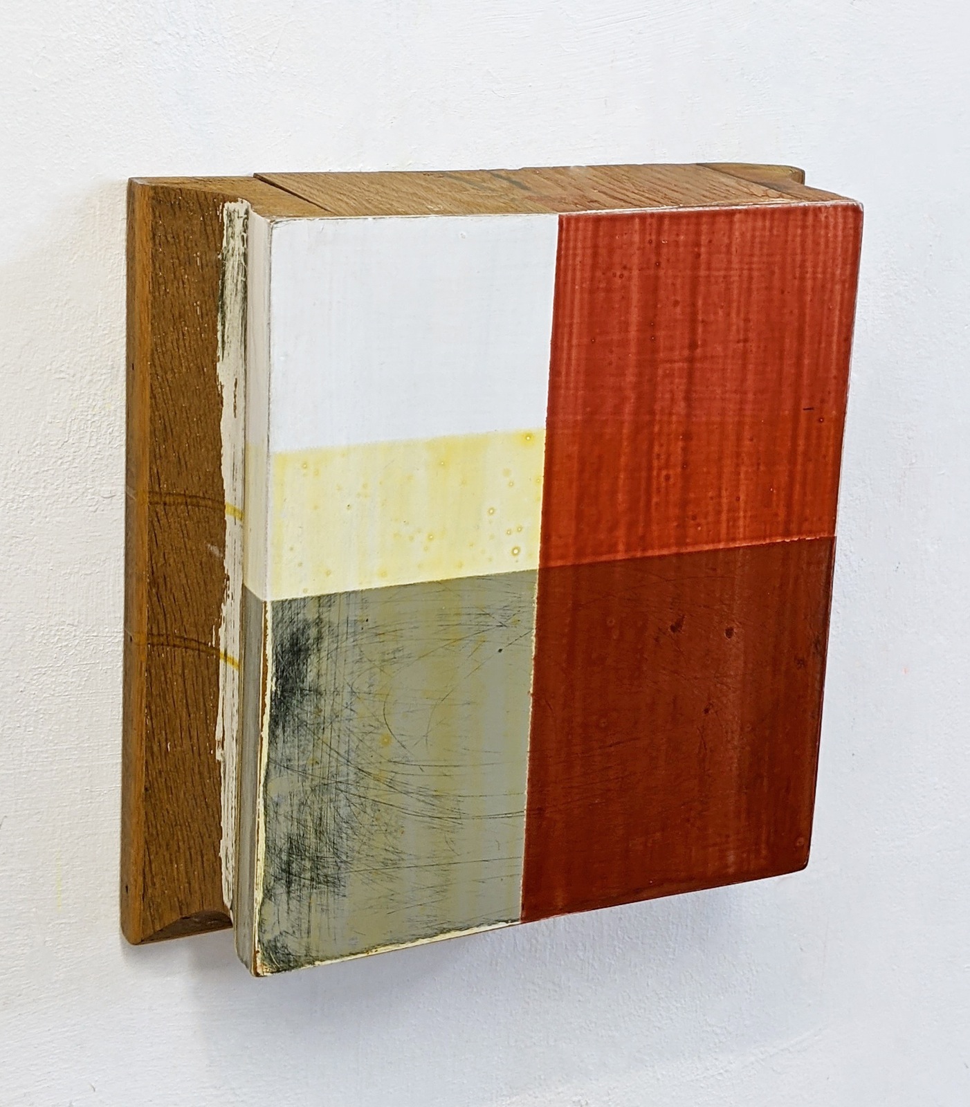 "Sockel II", 32x33x11 cm, Acrylfarbe, Holz, 1996
